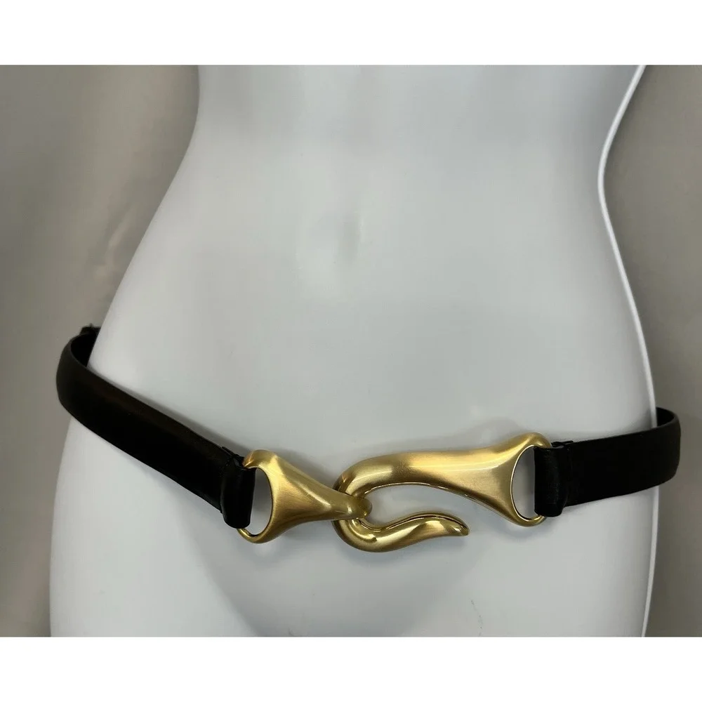 Chico's Womens Black M/L Adjustable Gold Tone Claw‎ Buckle Leather Belt